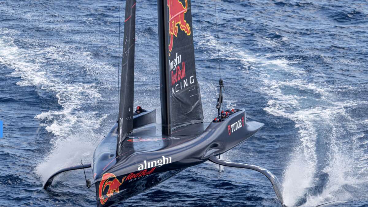 Alinghi Red Bull Racing se despide de la Copa Louis Vuitton