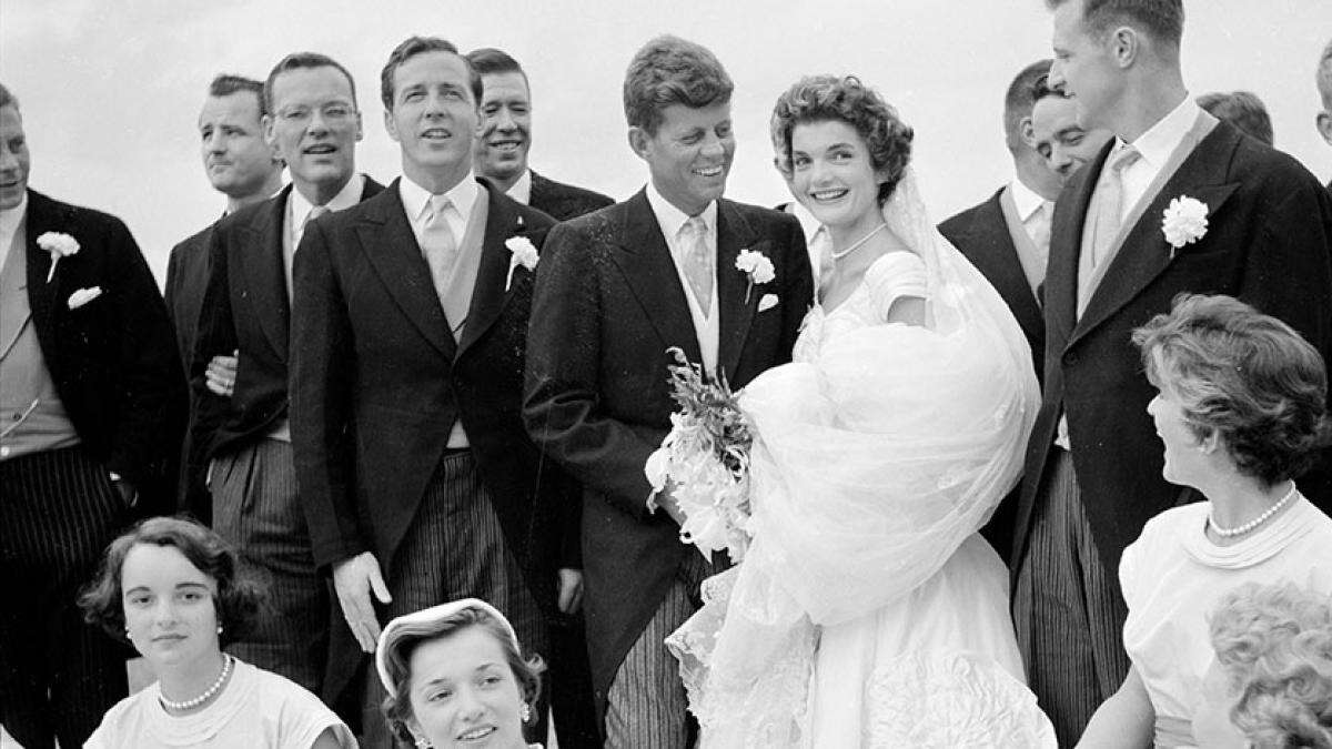 De la diseñadora afroamericana que vistió de novia a Jackie Kennedy a las primeras creadoras francesas