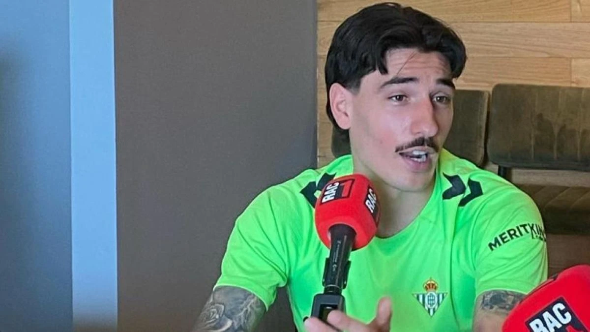 Héctor Bellerín: “Vi que un coche y un ático no hacen la felicidad. Ahora soy mucho más sencillo, no necesito mucho para vivir”