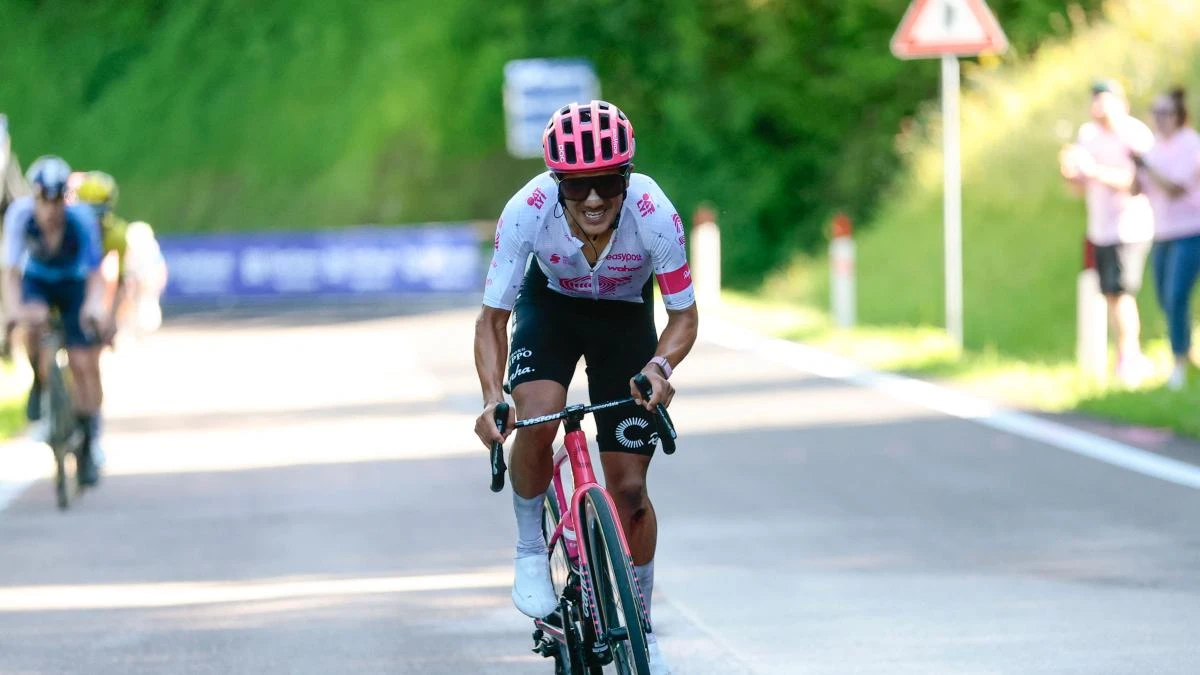 Carapaz se exhibe en San Valentino y Ayuso dice adiós a sus opciones en el Giro