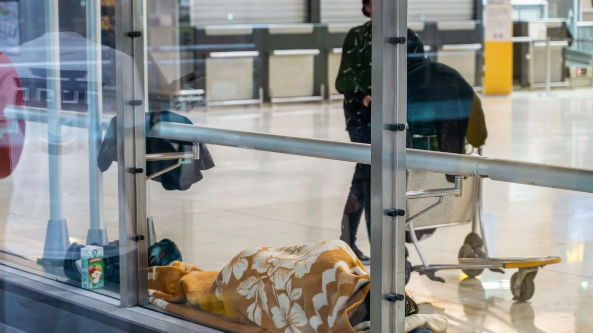 El tema de los sintecho se enquista en Barajas: las tres administraciones no dan con la solución