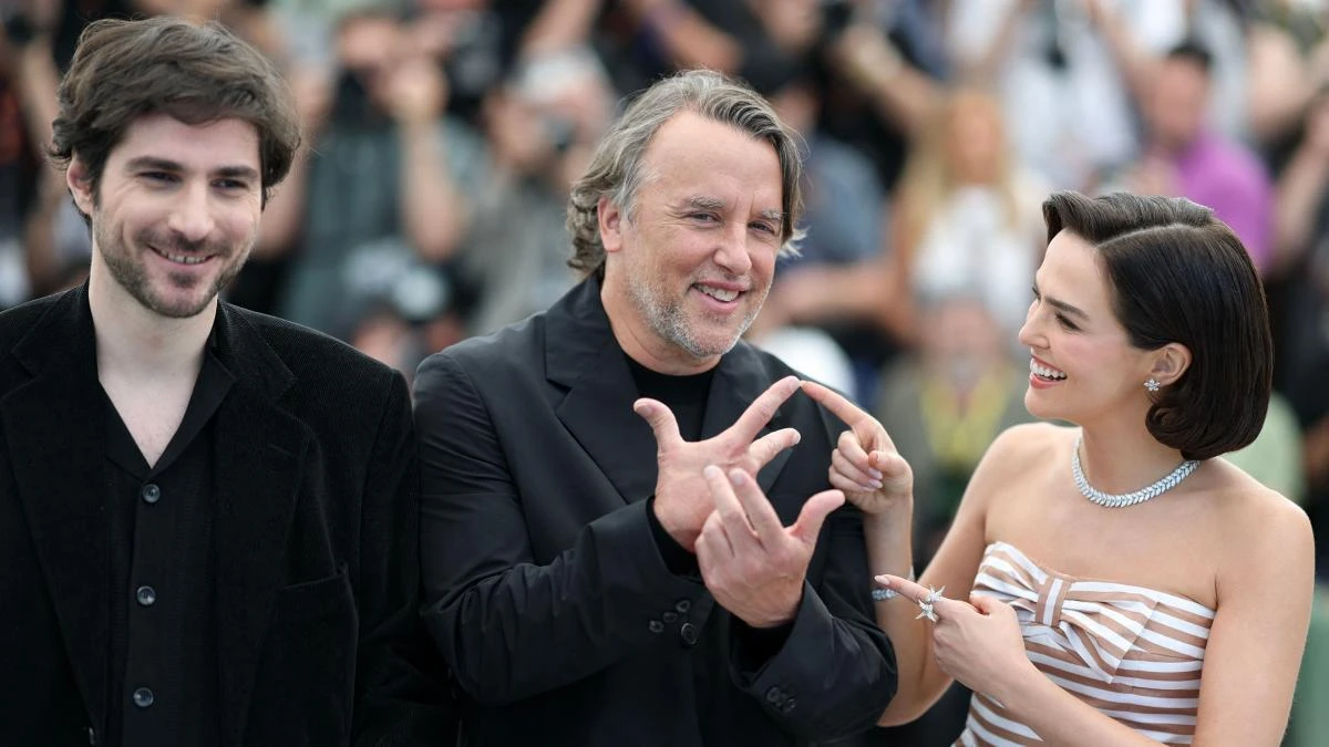 Linklater deslumbra en Cannes con su oda a Godard y el rodaje de 'Al final de la escapada'
