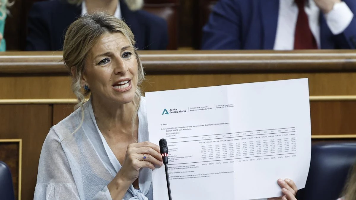 Díaz asume la defensa del Gobierno ante el ataque total del PP por “sus prácticas mafiosas”