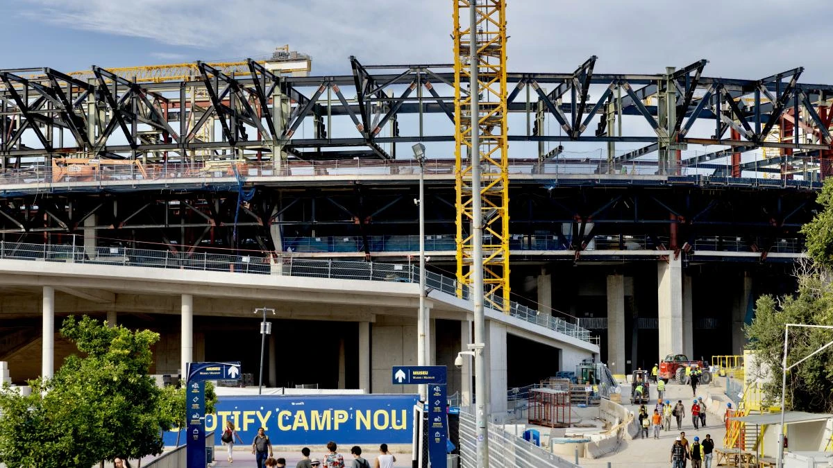 La historia interminable del Camp Nou pone al Barça en una tercera encrucijada
