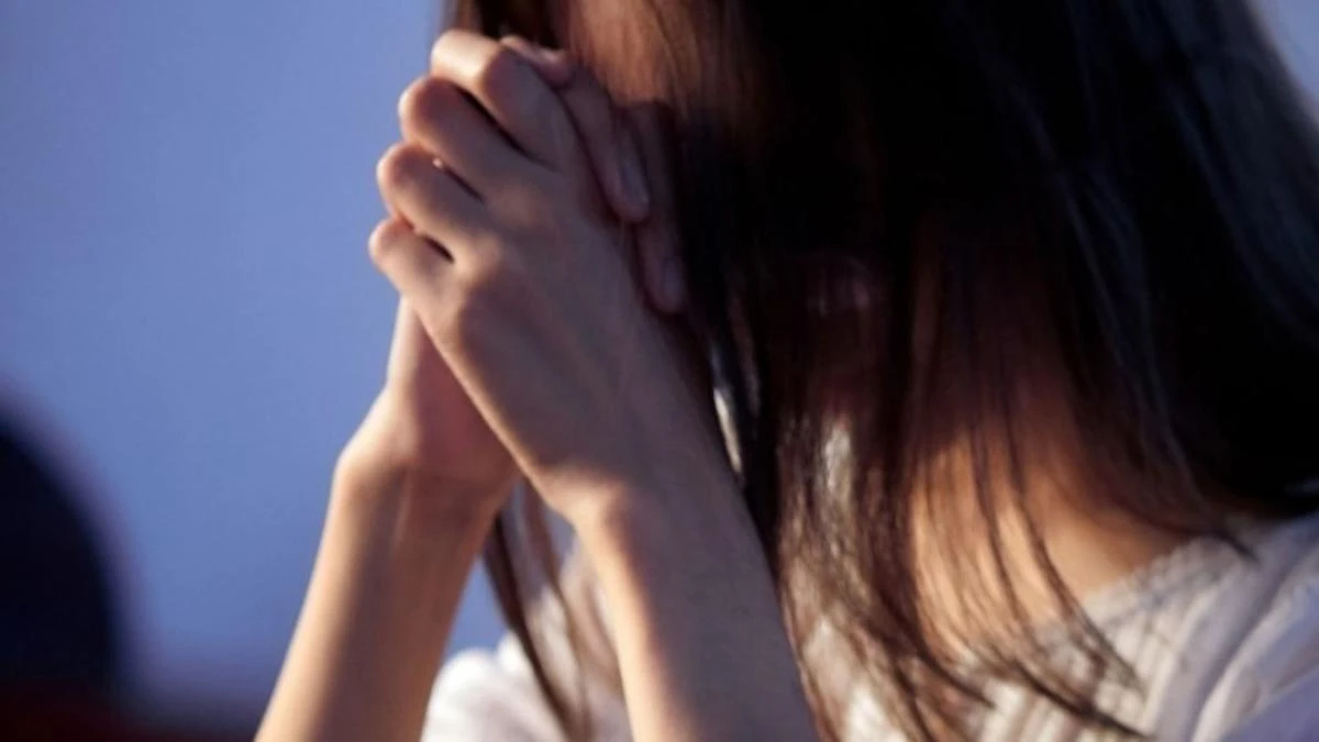 Un pastor evangélico cita a una joven de 16 años en un templo para liberarla de un “trabajo” en su ropa interior y abusa de ella