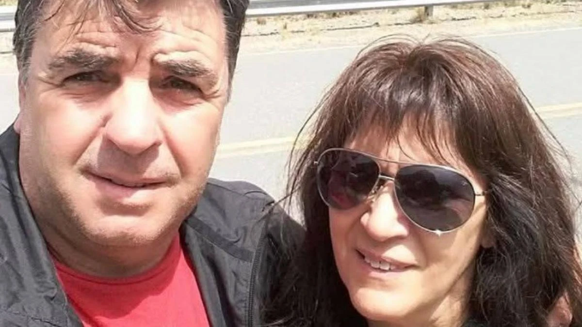 Volvían del casino, les choca un conductor drogado y mueren en el accidente