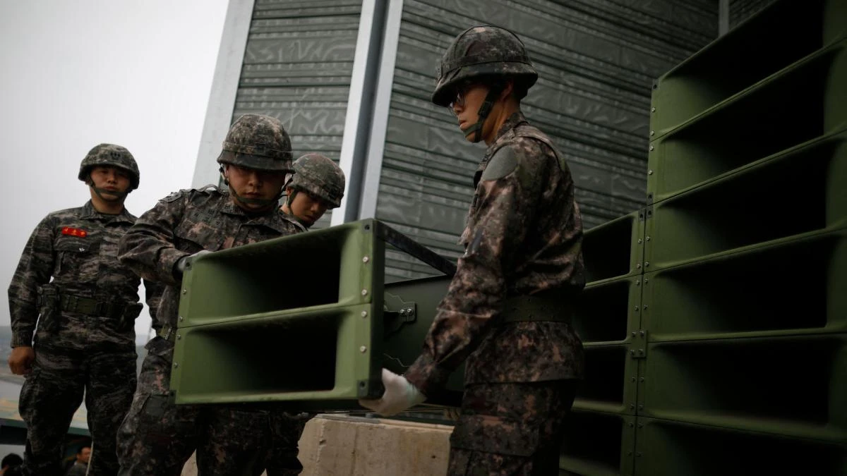 Corea del Sur apaga los altavoces con los que emitía mensajes hacia Corea del Norte