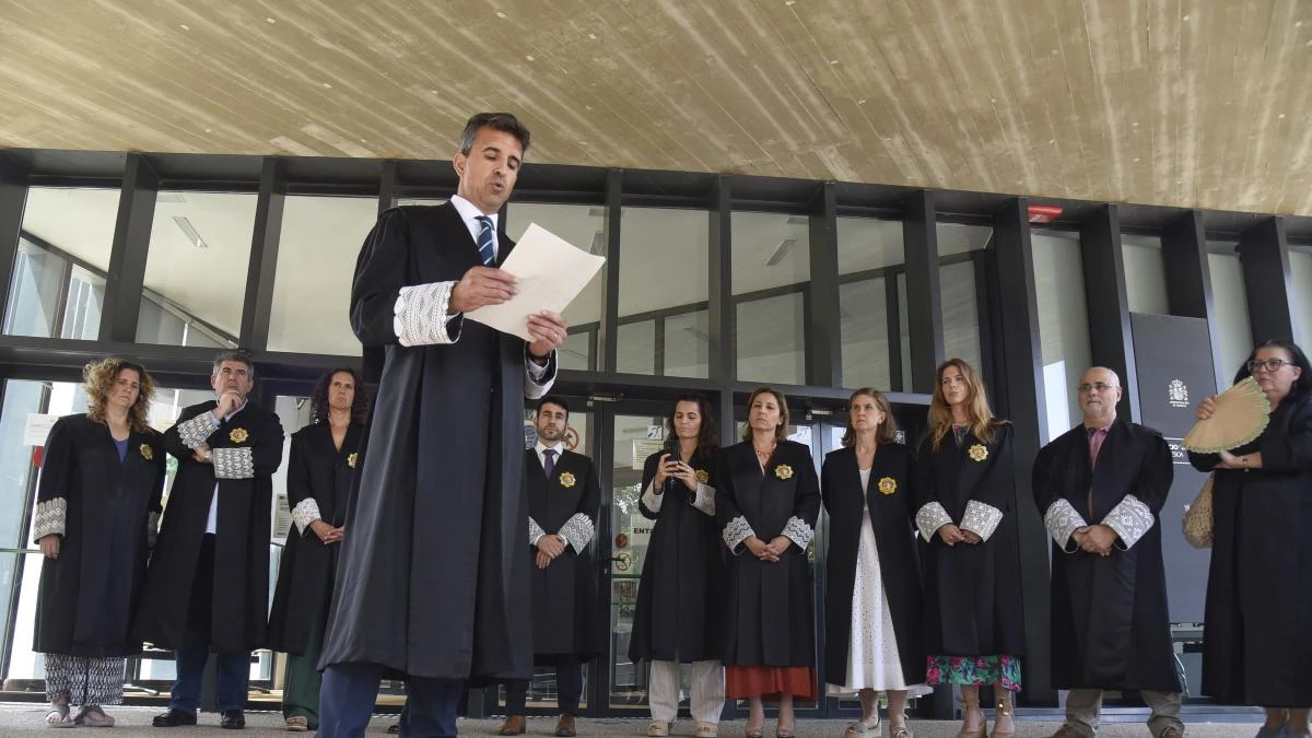 Justicia pide al CGPJ y a la Fiscalía si es legal la huelga de jueces y si fijará servicios mínimos