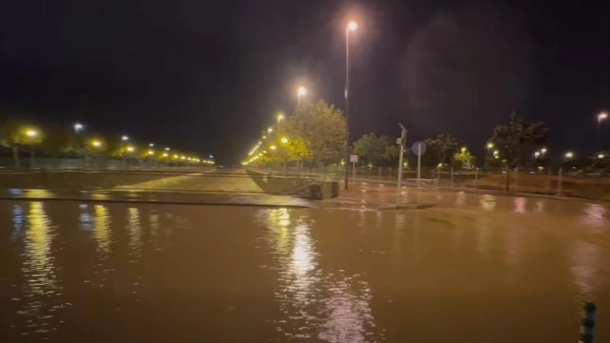 La dana Alice provoca problemas en el metro, trenes y carreteras y se desplaza hacia Castellón