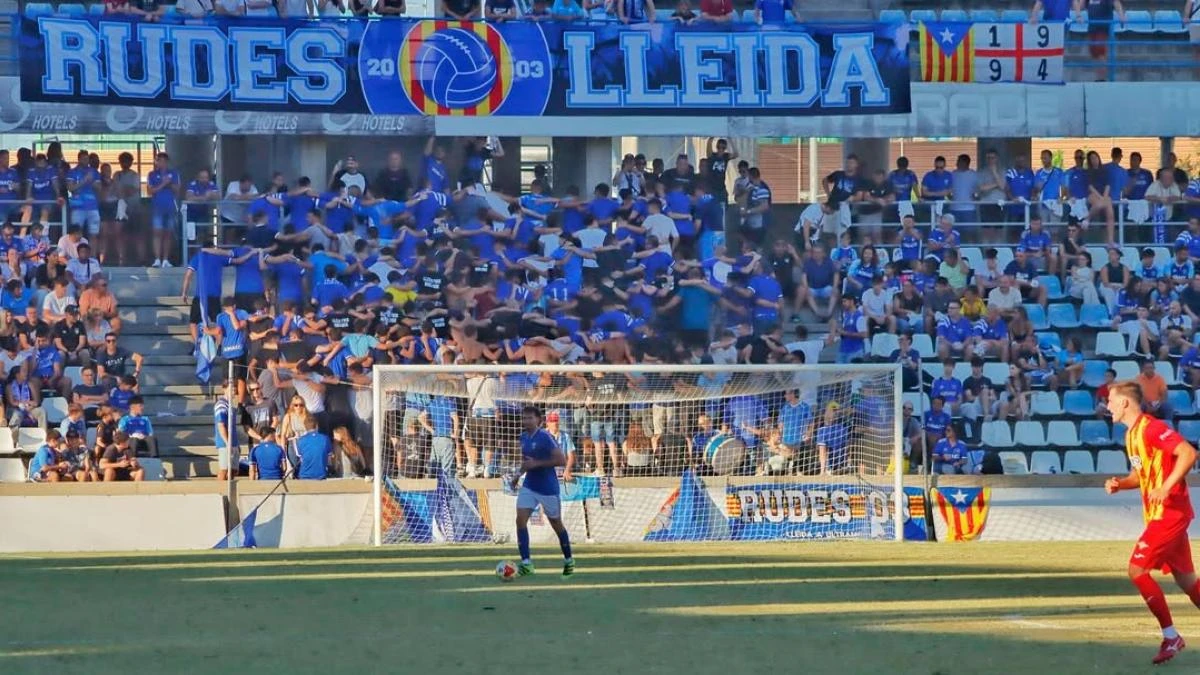 La guerra del fútbol en Lleida: una Copa entre trincheras