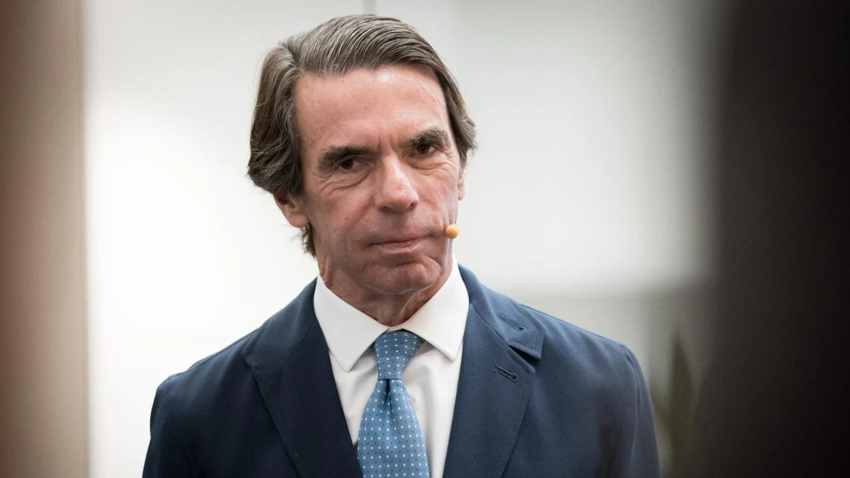 Aznar disuade a Feijóo de la moción de censura: “Si no hay materiales, habrá que esperar a elecciones”
