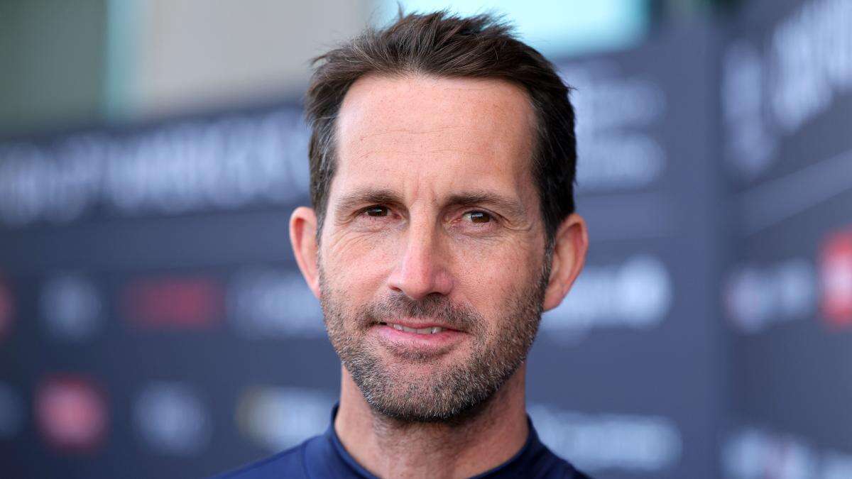 Ben Ainslie, del INEOS Britania, señala que; “Así es el juego, lo volveremos a intentar mañana”