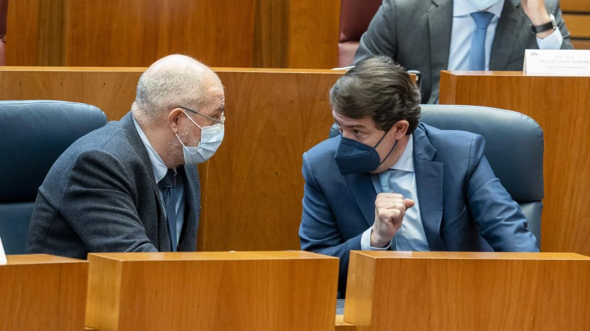 El PSOE busca en Cs los votos para salvar la moción de censura en Castilla y León