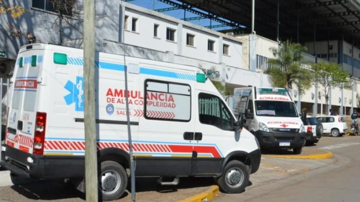 Una menor de 13 años intenta defender a su madre de un ataque de su ex y recibe 8 puñaladas: está grave