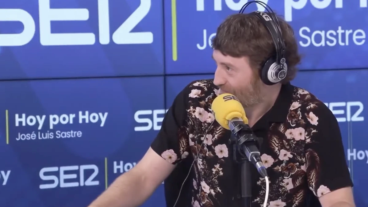 Manuel Burque, 45 años: “El lugar más feo de España es la Puerta del Sol, la gente se degrada al pasar por ahí, es un infierno y sobretodo en verano”