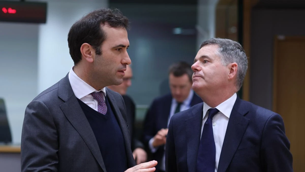 Cuerpo espera dar la sorpresa en el Eurogrupo frente al favorito Donohoe