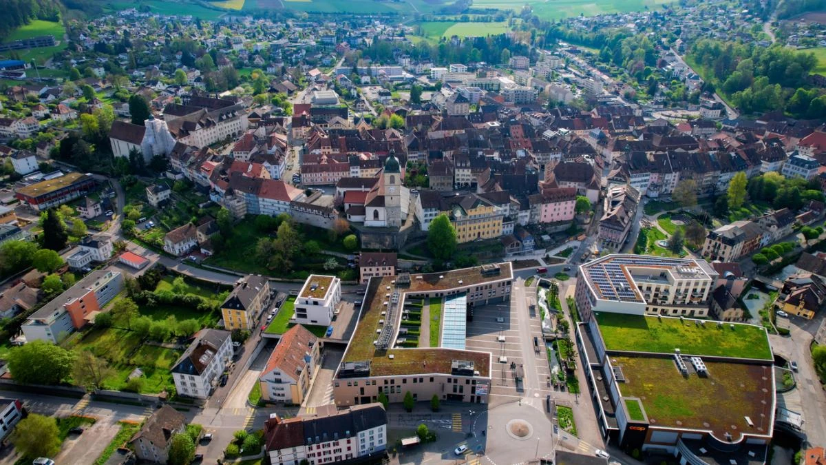 Una piscina municipal suiza veta a los extranjeros para evitar “manoseos”