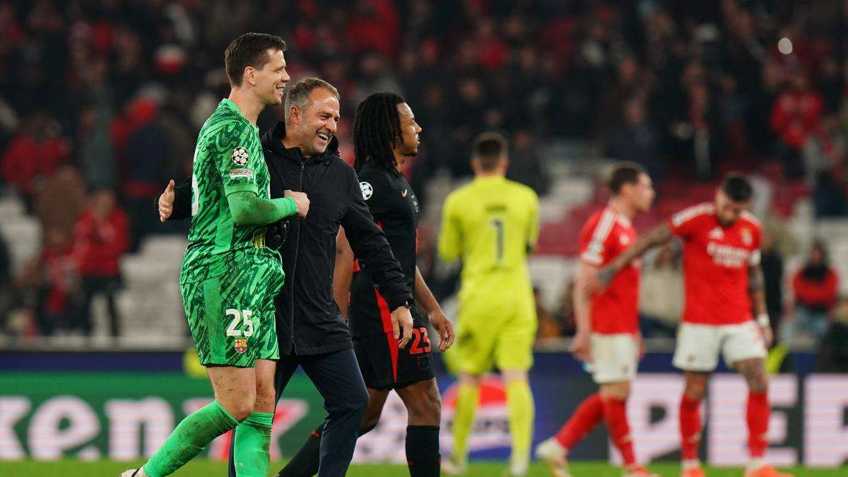 Flick sobre Szczesny: “Cuando no encajas ni un gol con 10 jugadores, es que tienes un portero muy bueno”