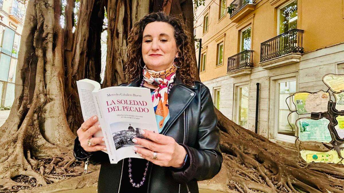 La diputada Caballero debuta con una novela que pone el foco en los bebés robados