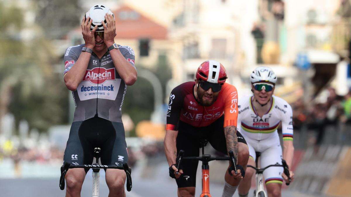 Van der Poel, un gigante entre gigantes en la Sanremo