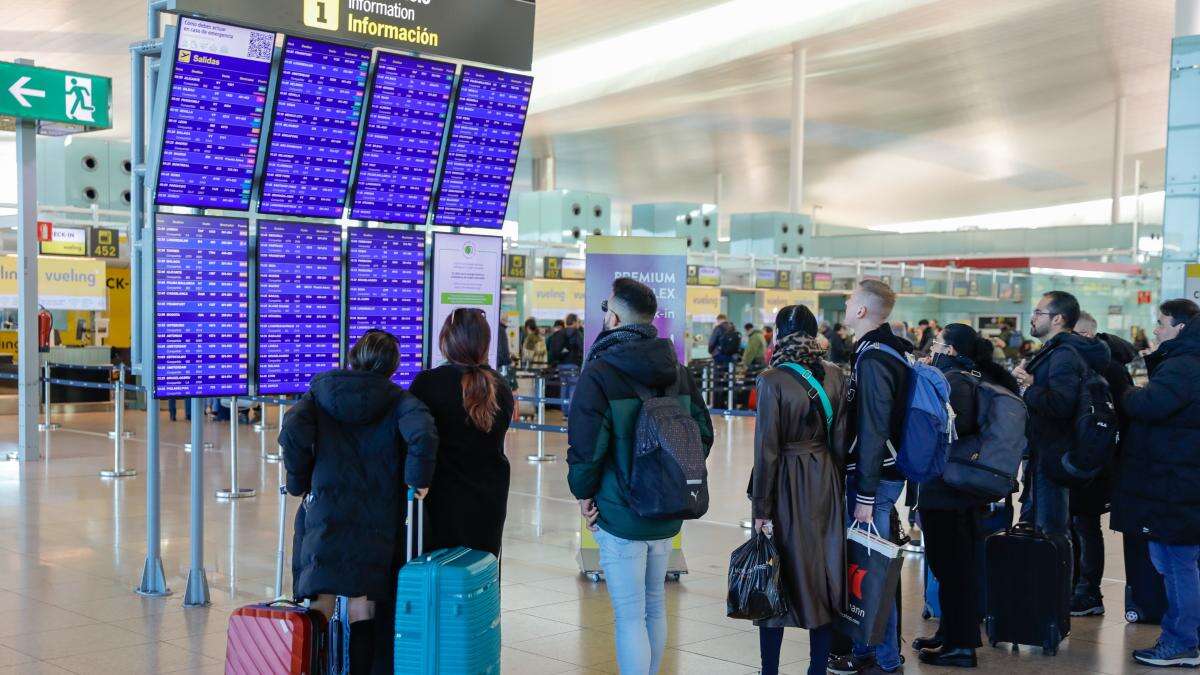 Las aerolíneas urgen a aclarar el plan de ampliación de El Prat