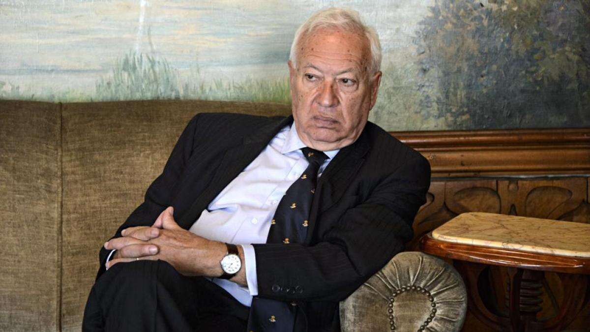 Margallo aboga por una moción de censura del PP contra Sánchez para convocar elecciones