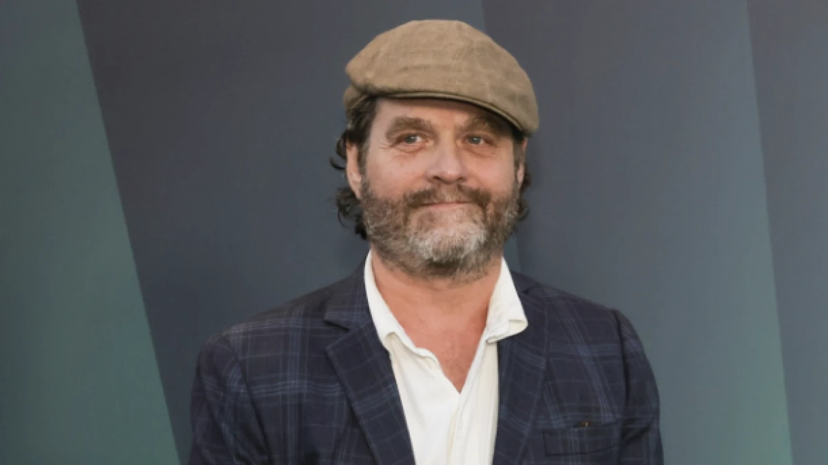 Zach Galifianakis, 55 años, actor: “Dejé de beber y simplemente empecé a perder peso. Estaba tomando mucho vodka con salchichas. Delicioso, pero malo para la salud”