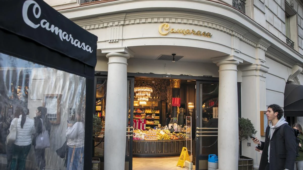 Adiós polémica: el local de Camarasa en la plaza Francesc Macià no se llamará Sotelo sino Mery