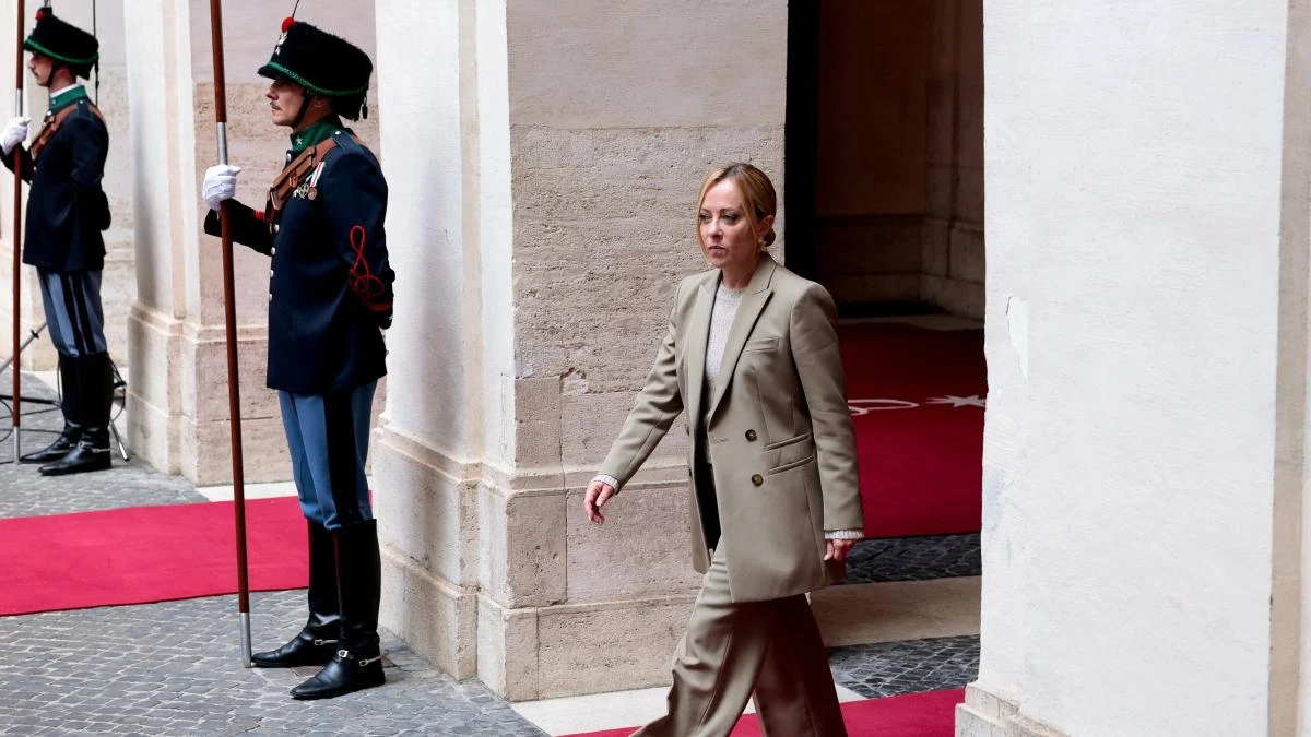 Giorgia Meloni respira aliviada tras la victoria electoral en Las Marcas