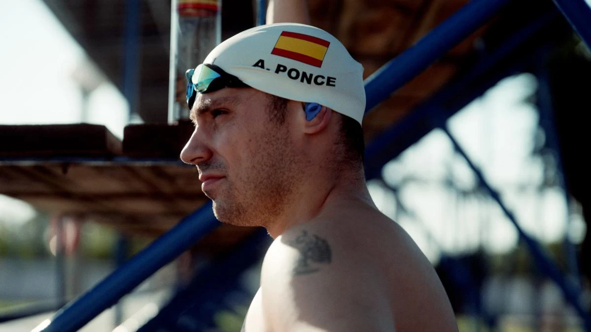 Toni Ponce, el campeón que nada por sus hijos y por la promesa que le hizo a su madre
