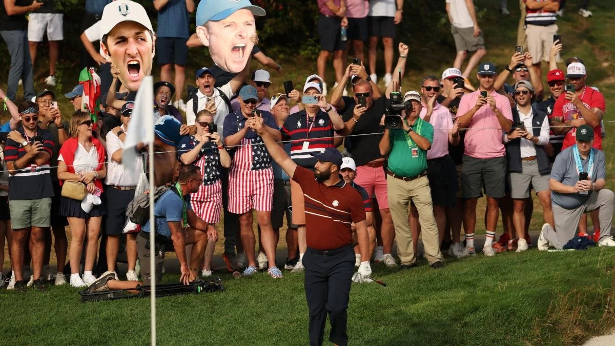 Rahm y Hatton forman una pareja perfecta y tiñen de azul Bethpage Black