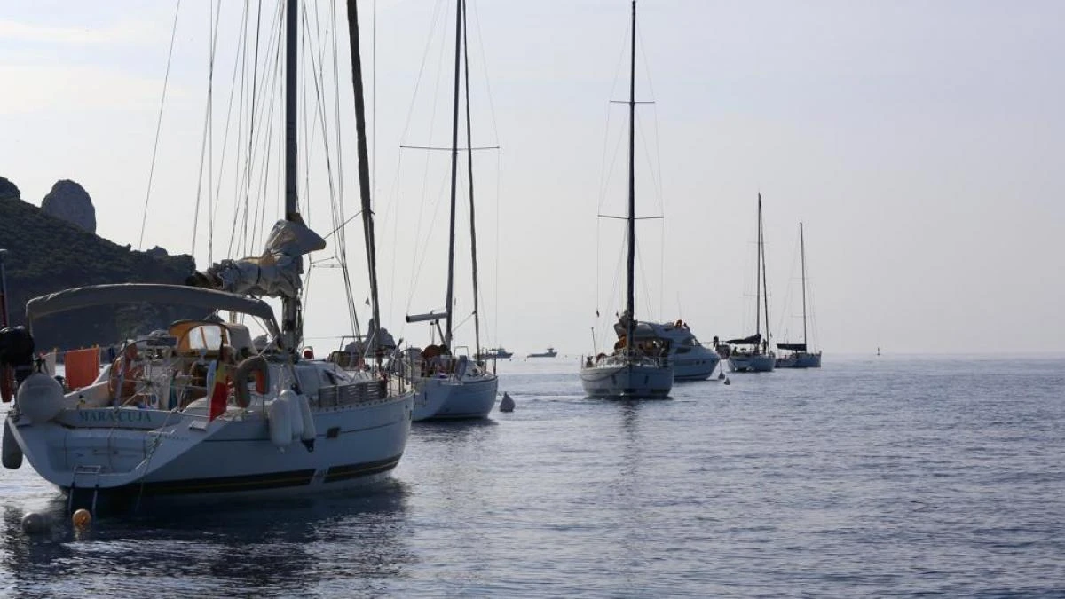 Organizaciones ecologistas denuncian acciones temerarias por parte de yates en el mar balear
