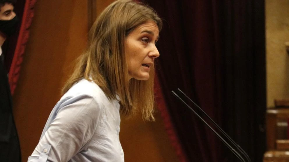 Albiach: “No hay tiempo para gesticulaciones ni juegos de tronos entre partidos”