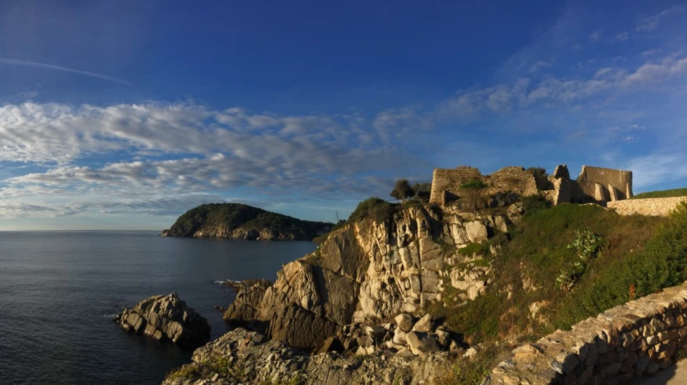 Orígenes del castillo de Sant Esteve de Mar
