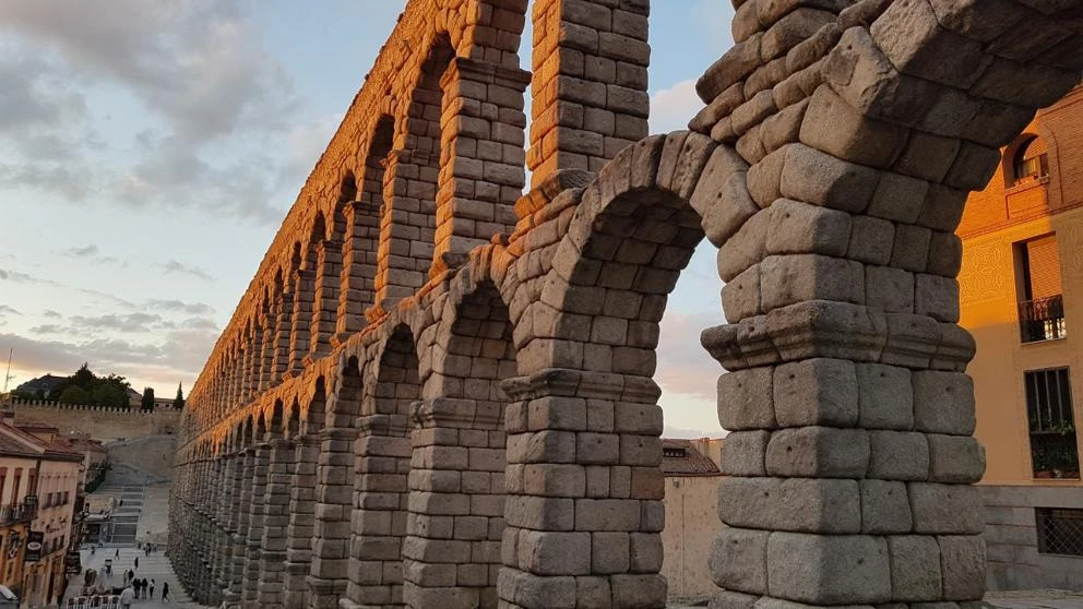 La leyenda del acueducto de Segovia