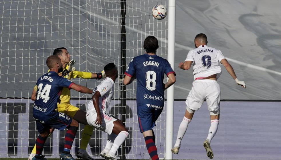 El Real Madrid recupera la pegada ante el Huesca
