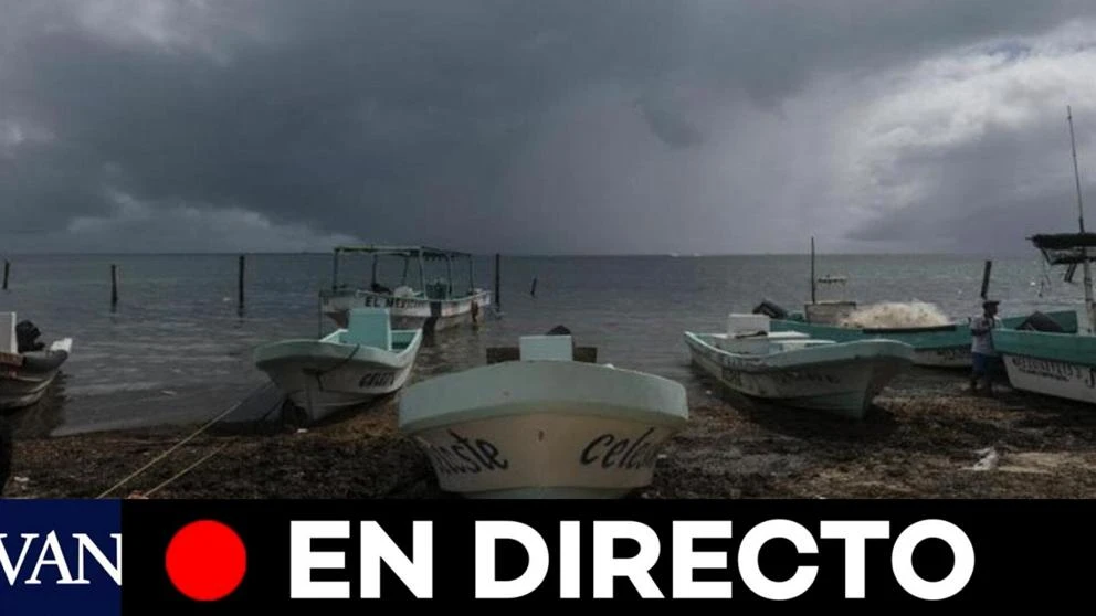 El huracán Delta toca tierra en el Golfo de México, en directo