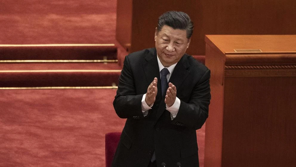 “No agacharemos la cabeza”, advierte China a Estados Unidos