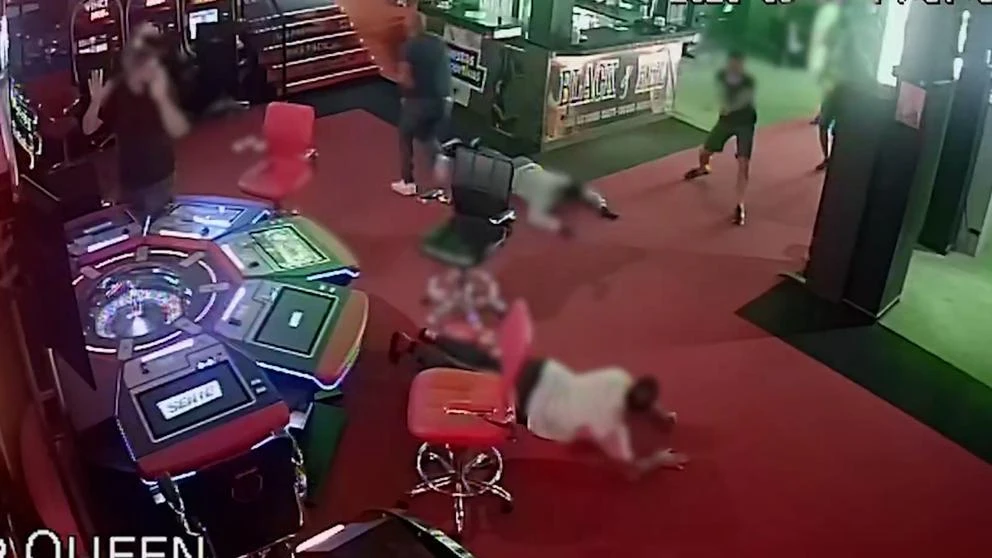 Detención espectacular de una banda durante el atraco a un mini casino en Tenerife
