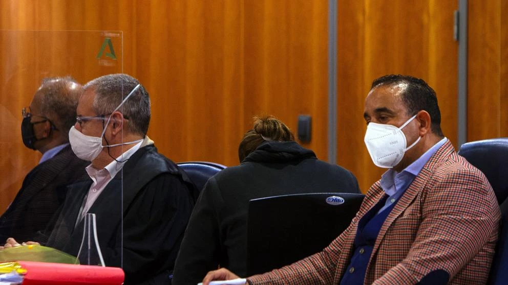 Juicio por la estremecedora muerte de la bebé Camelia, abandonada por su madre con un biberón y unas galletas