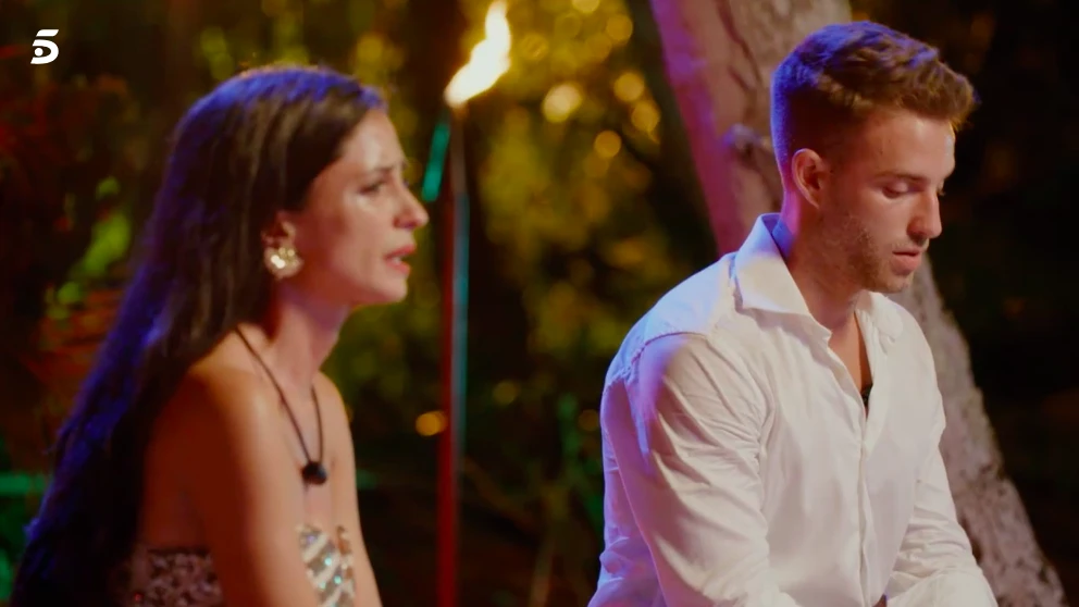 Inma y Ángel abandonan ‘La isla de las tentaciones’ y ella le pide matrimonio y un hijo