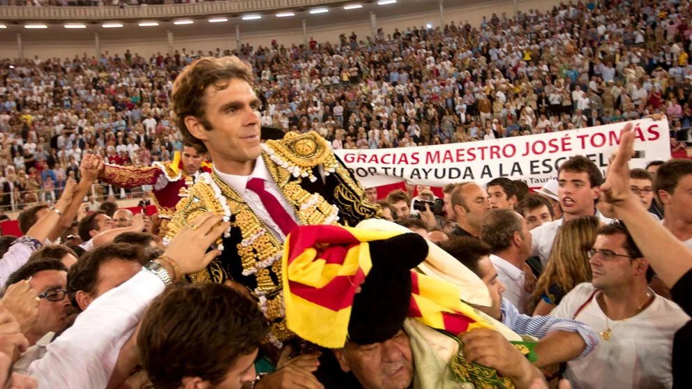 José Tomás se separa de su mujer e inicia una nueva relación