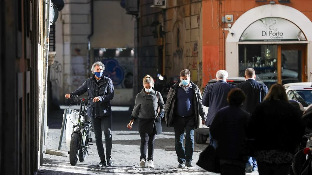 El virus se dispara en Italia: casi 4.500 casos en las últimas 24 horas