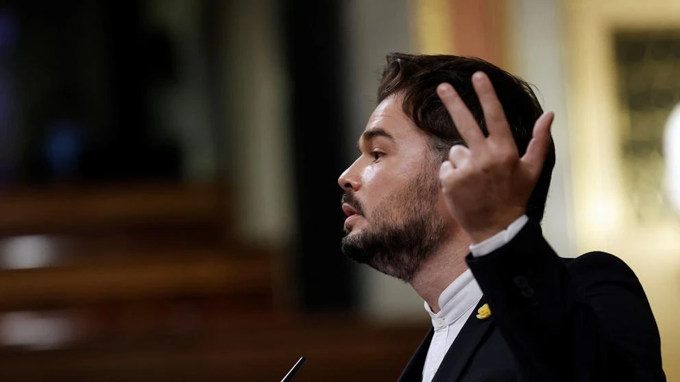 Rufián a Borràs: “Hay quien llegó aquí con ocho diputados del ‘no a todo’ y solo le quedan cuatro”