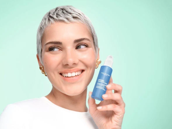 Strefa beauty 100 godzin nawilżenia skóry z serią Hydra Water-Plump