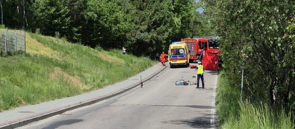 Wypadek śmiertelny Nie żyje kobieta! Rowerzystka zginęła w zderzeniu z osobówką