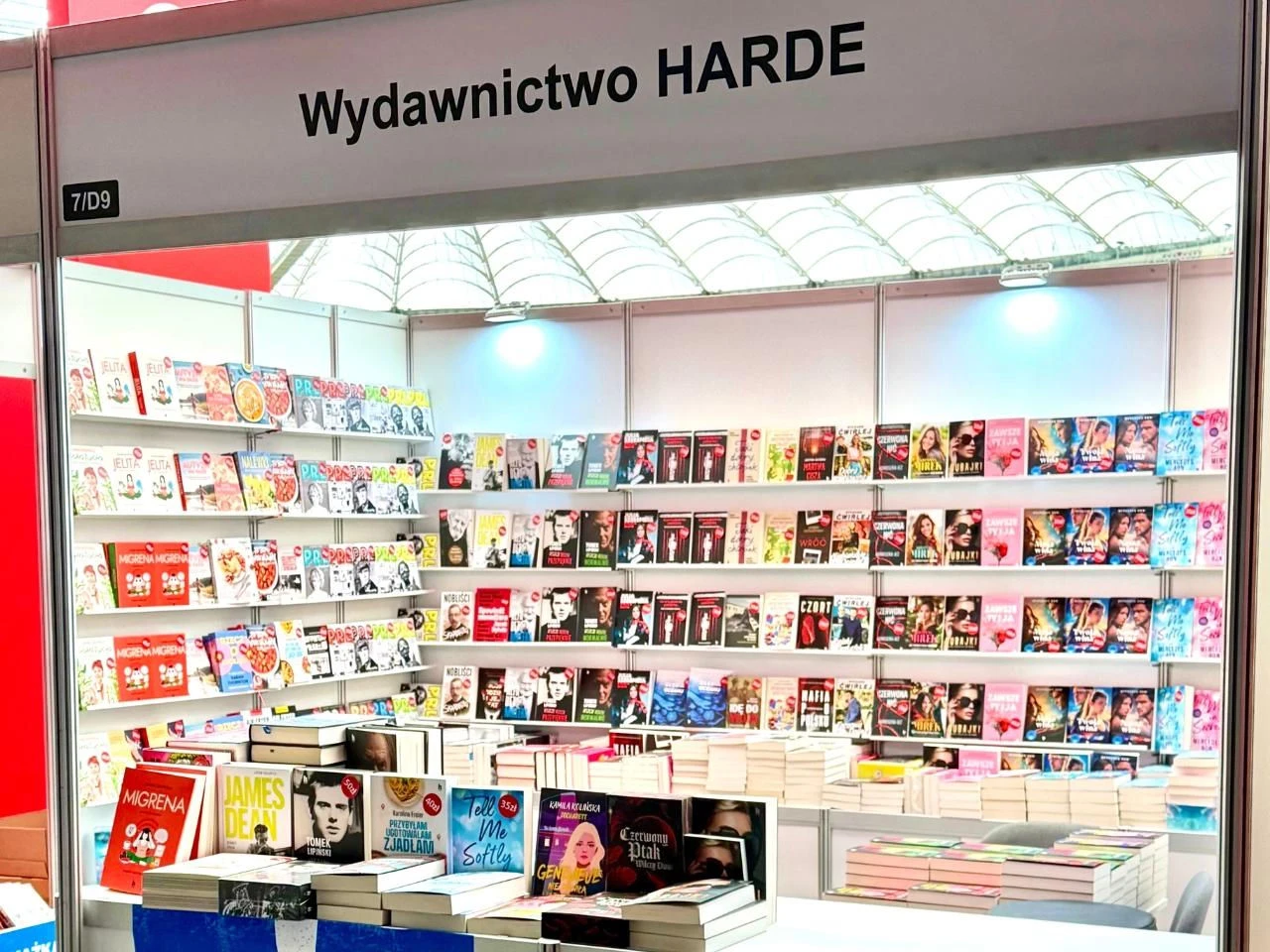 Targi Książki Wystartowały Międzynarodowe Targi Książki Warszawie. Kto i co czeka nas na PGE Narodowym?
