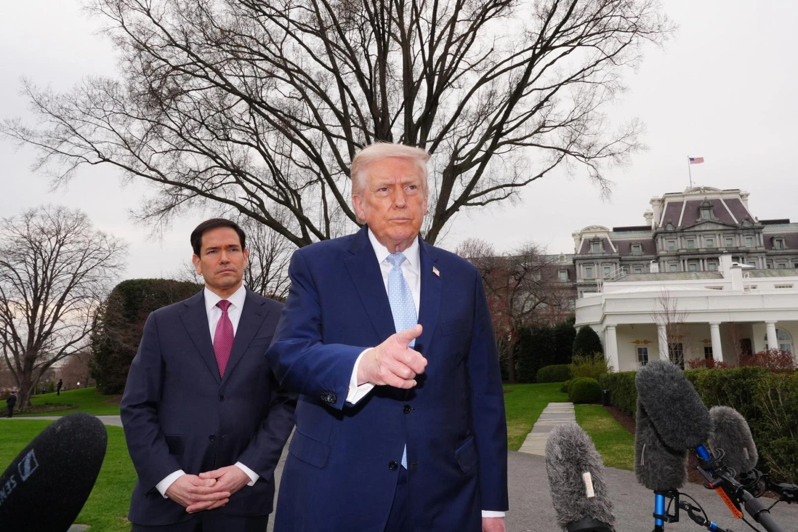 Groźba wojny u bram USA USA szykują atak na Kubę? Kolejna wojna za Trumpa? Pentagon czeka już tylko na rozkaz