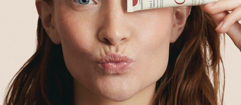 Strefa beauty Jak dbać o delikatną skórę wokół oczu i ust?