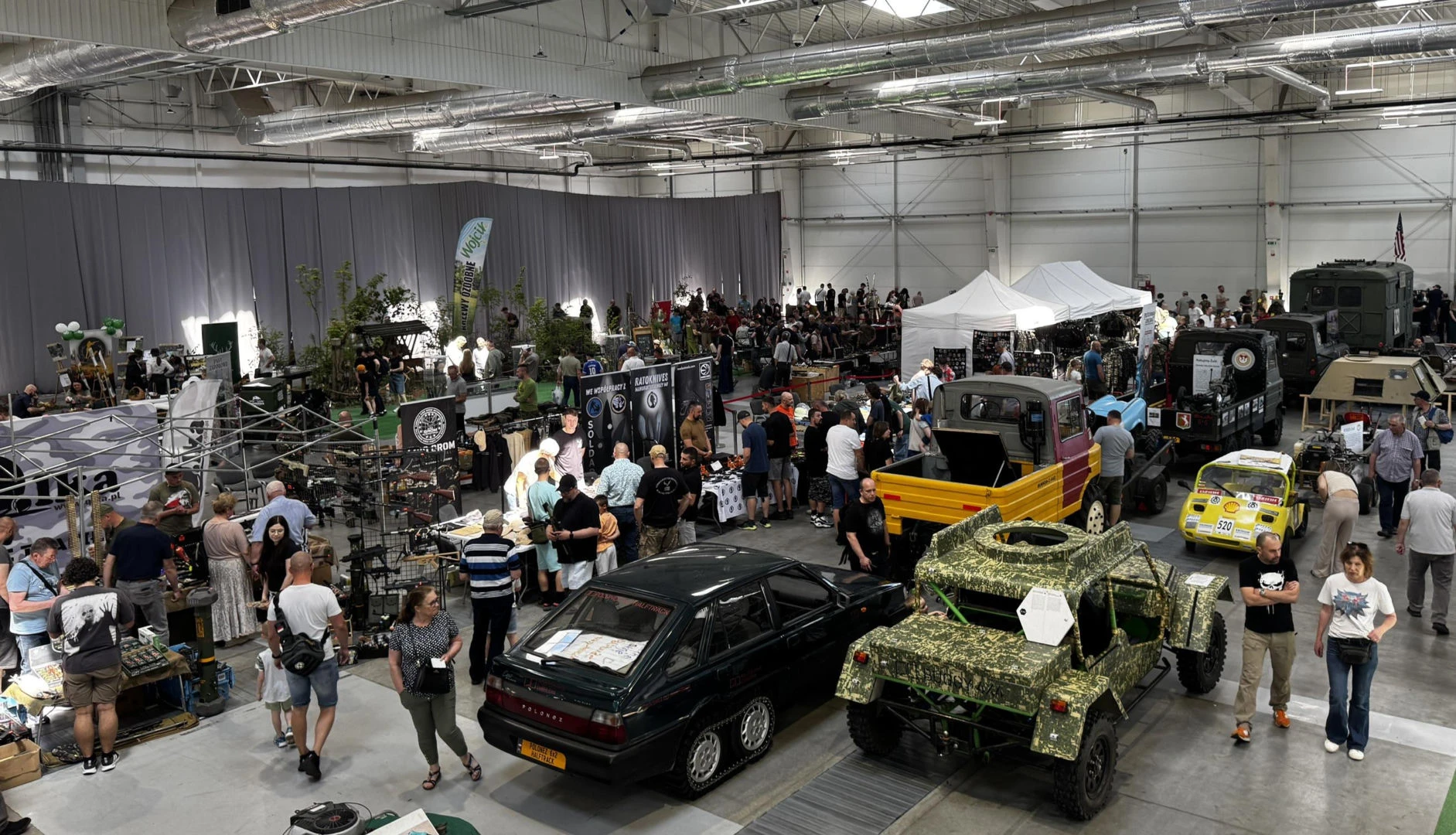 Impreza w barwach moro Miłośnicy militariów byli w siódmym niebie! Zlot przyciągnął tłumy